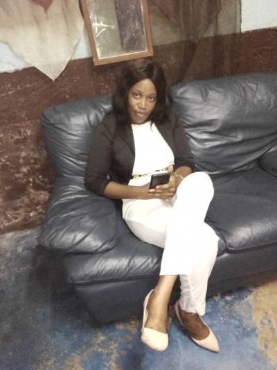 Josepha 37 ans Douala Cameroun