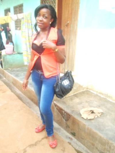 Sandra 35 ans Yaoundé Cameroun