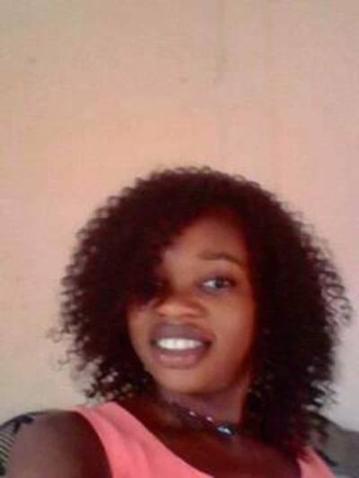 Glwadys 25 ans Yaoundé Cameroun