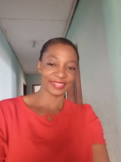 Molyne 45 ans Yaoundé Cameroun