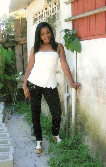 Sylvie 43 Jahre Toamasina Madagaskar