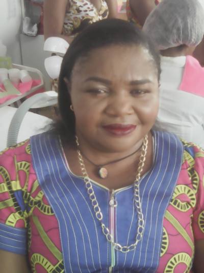Marguerite 53 Jahre Yaoundé Kamerun