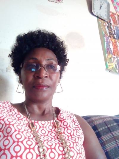 Ernestine 48 ans Edea Cameroun