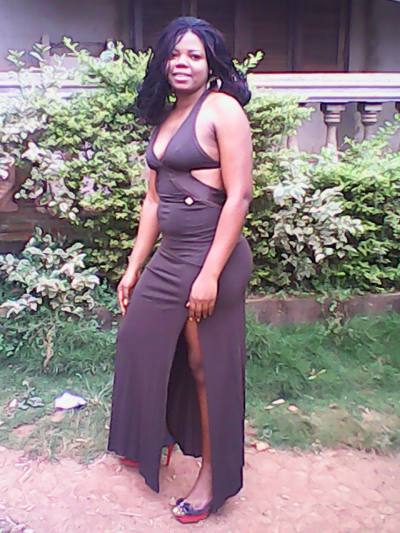Mireille 38 ans Yaounde Cameroun