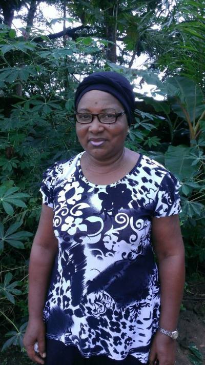 Martine 63 ans Ebolowa Cameroun
