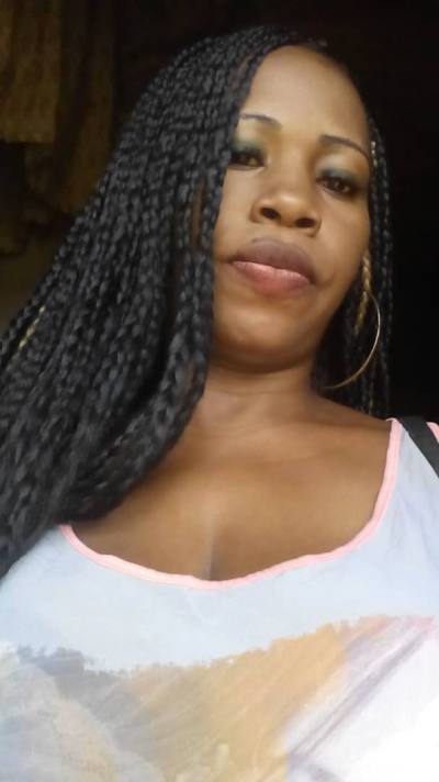 Jeannette 35 Jahre Yaoundé  Kamerun