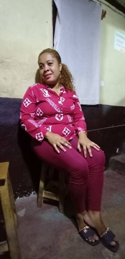 Justine 38 Jahre Tananarive Madagaskar