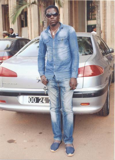 Ibrahim 43 Jahre Yaounde Kamerun