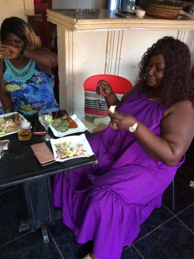 Mireille 39 Jahre Yaoundé Cameroun