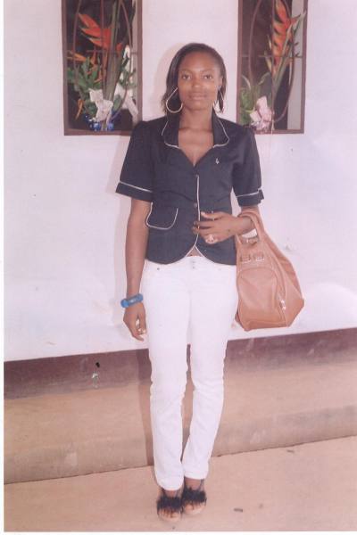 Mariechristelle 33 ans Yaounde Cameroun