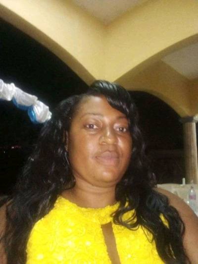 Emilie 38 ans Yaoundé Cameroun