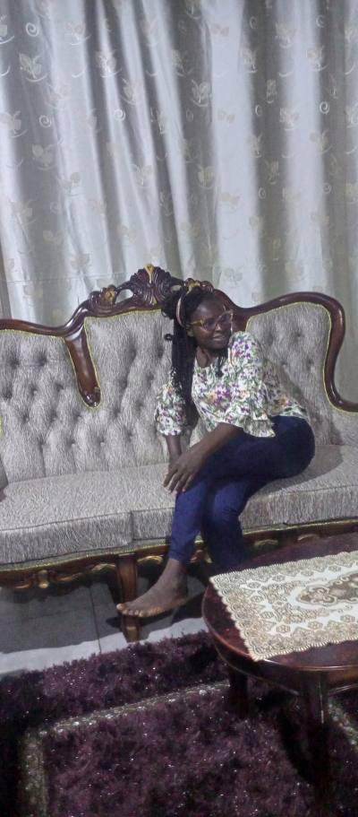 Sylvie 41 years Douala Cameroun