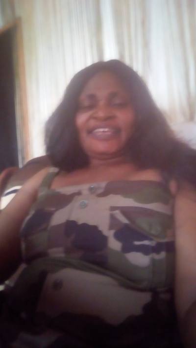 Jeannette 49 Jahre Yaoundé Kamerun