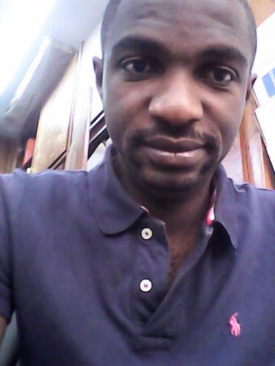 Max 39 ans Douala  Cameroun