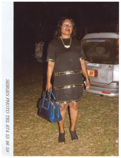 Michelle  60 Jahre Yaoundé Kamerun