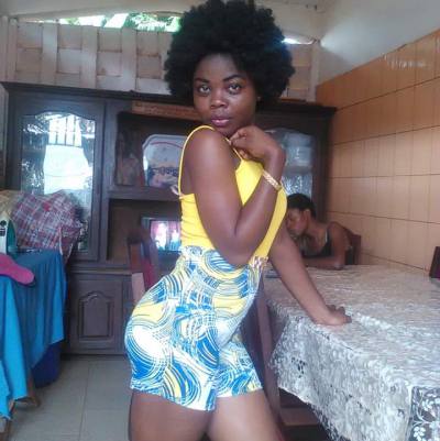 Jeanine 31 ans Mfoundi Cameroun