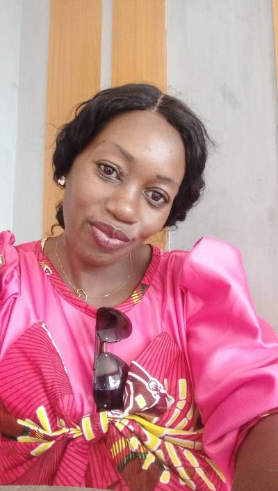 Marielou 39 years Yaoundé Cameroon