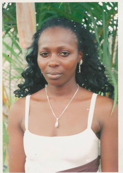 Fernanda 32 years Yaounde/lion Cameroon