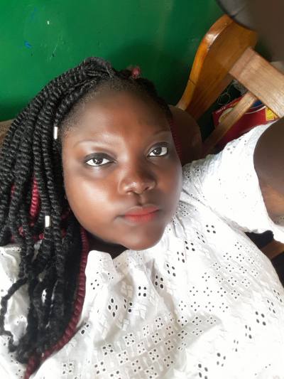Stephanie 31 Jahre Cotonou Gutartig