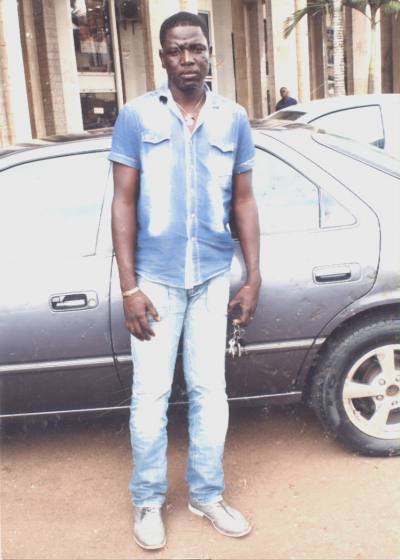 Ibrahim 43 ans Yaounde Cameroun