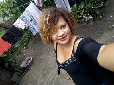 Nirina 33 ans Toamasina Madagascar
