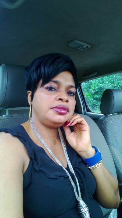 Hortense 47 ans Yaounde Cameroun
