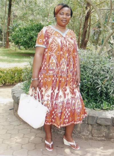 Pauline 44 ans Yaoundé Iv Cameroun