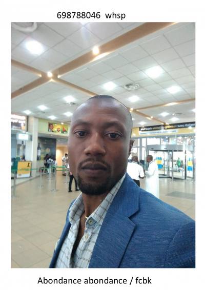 Pierre 43 ans Douala Cameroun