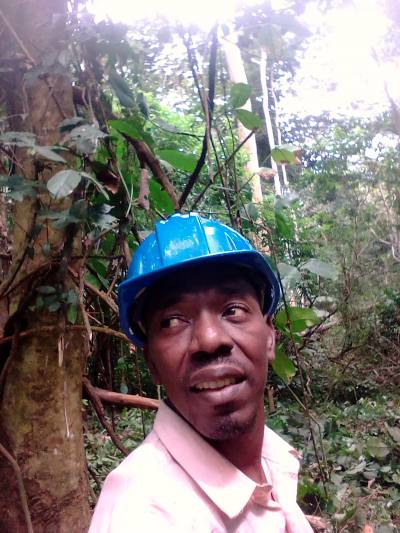 Thomas 46 Jahre Yaoundé Kamerun