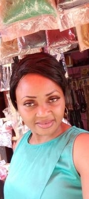 Carole 40 Jahre Yaoundé Kamerun