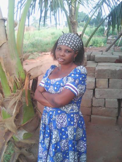 Marie 38 Jahre Lomé Gehen