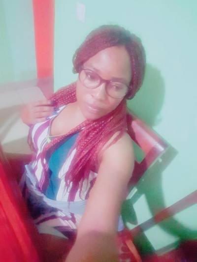 Alvine 35 ans Lekie Cameroun