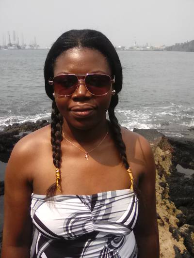 Marie paule 50 ans Douala Cameroun