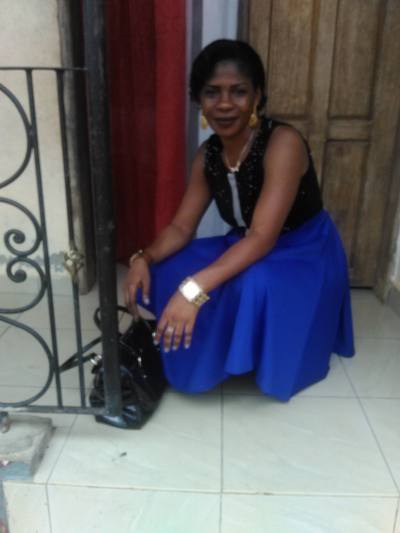 Francoise 54 ans Douala Cameroun