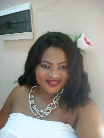 Andela 47 ans Douala Cameroun