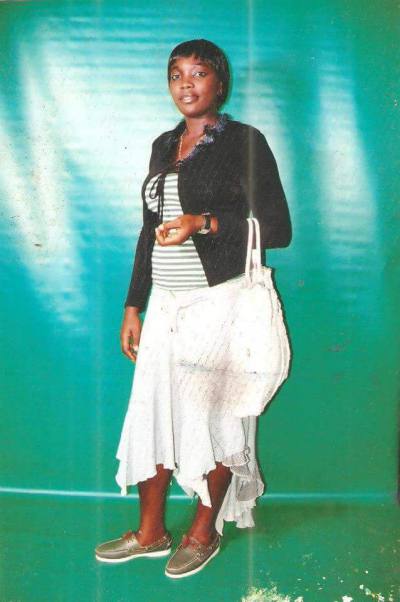 Brigitte 34 ans Yaoundé  Cameroun