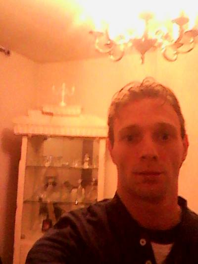 Anthony 38 ans Dour Belgique