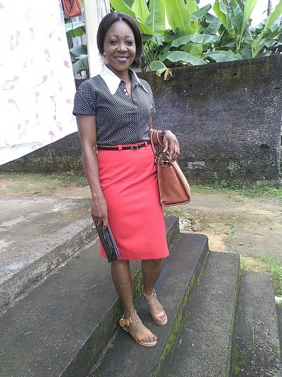 Clarisse 41 years Douala Cameroon
