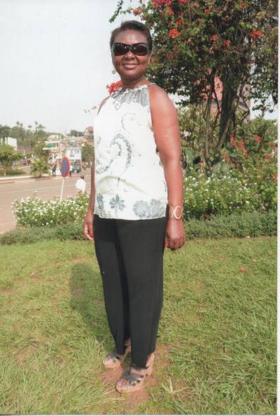 Fanny 63 Jahre Yaounde Kamerun