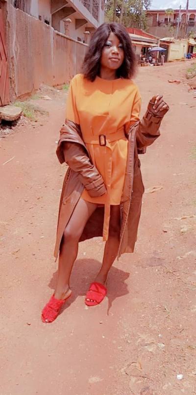 Viviane 36 years Mfoundi Cameroon