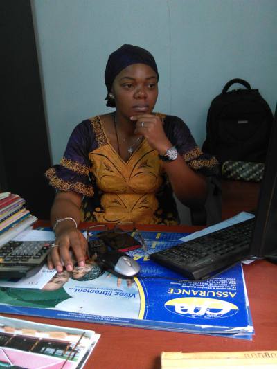 Susan 39 years Douala Cameroon