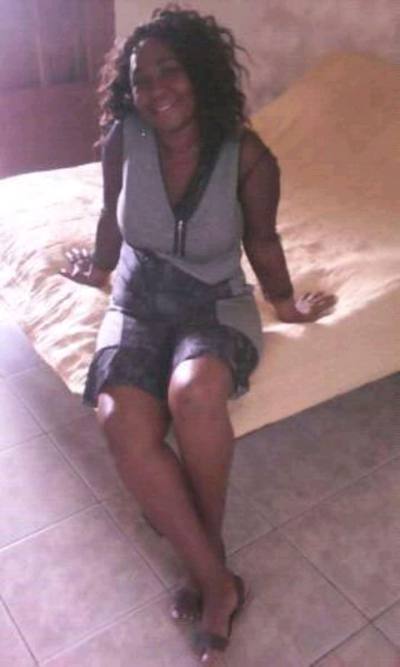 Danielle 47 Jahre Kribi Kamerun