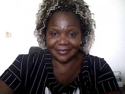 Vicky 64 ans Yaounde Cameroun
