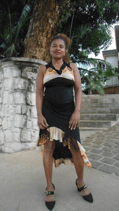 Francina 54 Jahre Tamatave Madagaskar