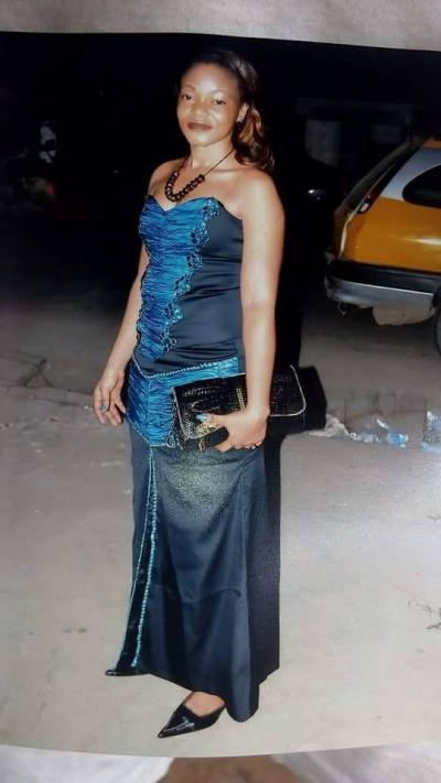 Solange 38 ans Douala Cameroun
