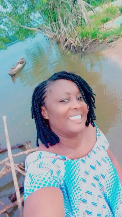 Nicole 42 ans Douala Cameroun