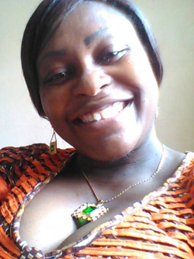 Doris 37 years Douala Cameroon