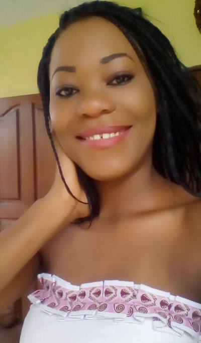 Christelle 28 ans Libreville Gabon