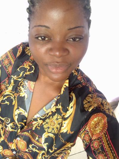 Amou 29 ans Yaoundé  Cameroun