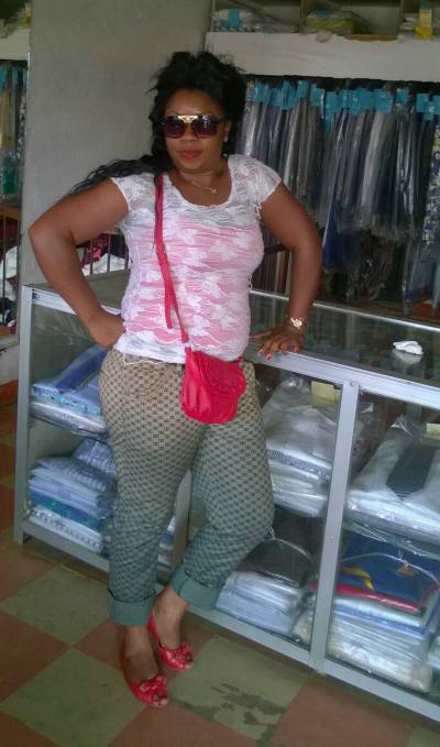 Ghislaine 37 ans Douala Cameroun